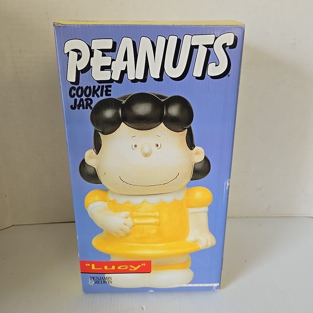 Vintage Benjamin & Medwin ceramic Peanuts Lucy Van Pelt cookie jar (Empty Box)